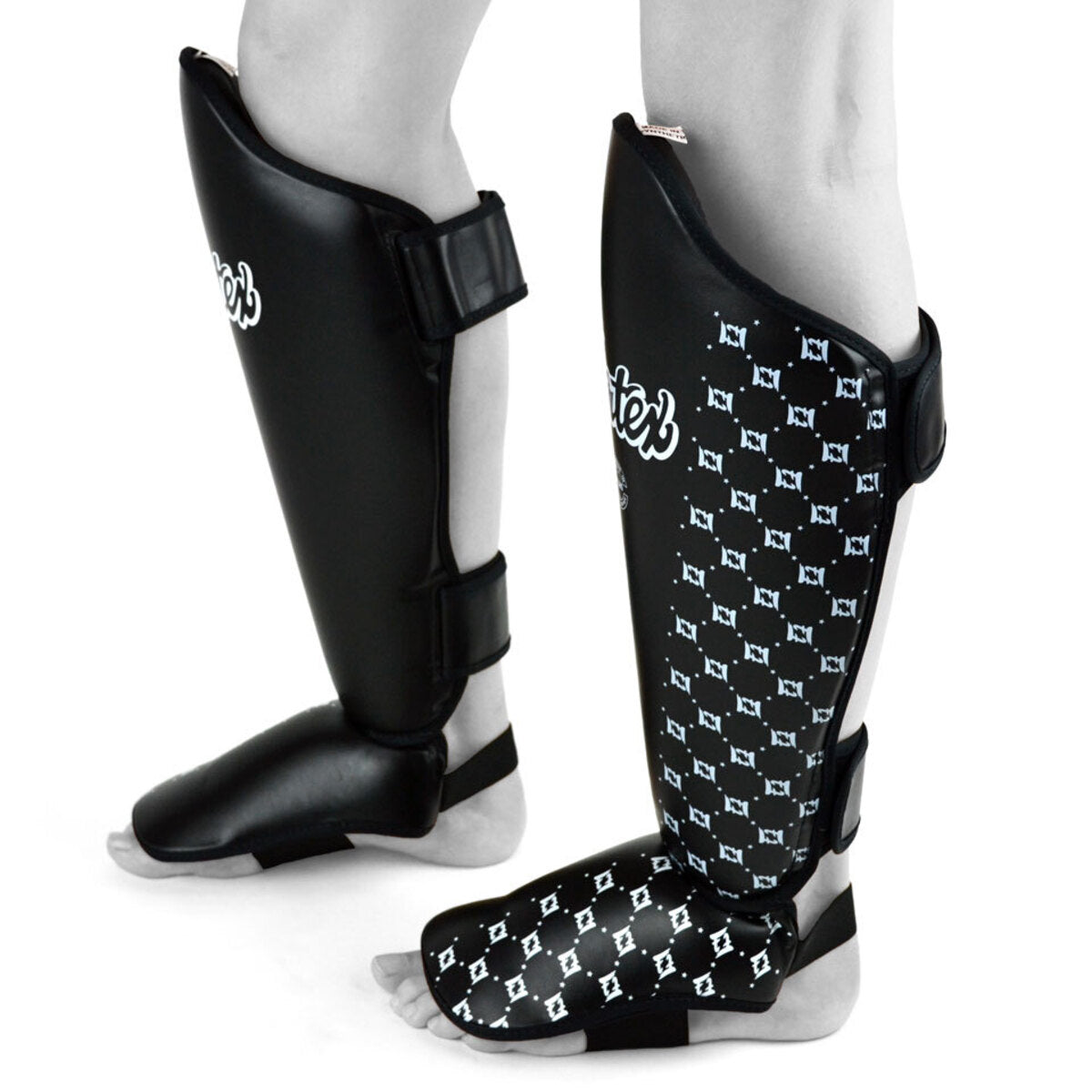 Fairtex SP5 Muay Thai Shin Pads-Black