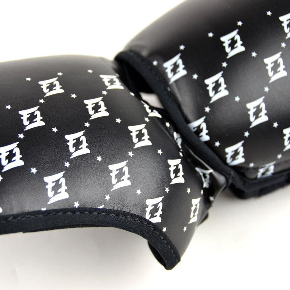 Fairtex SP5 Muay Thai Shin Pads-Black